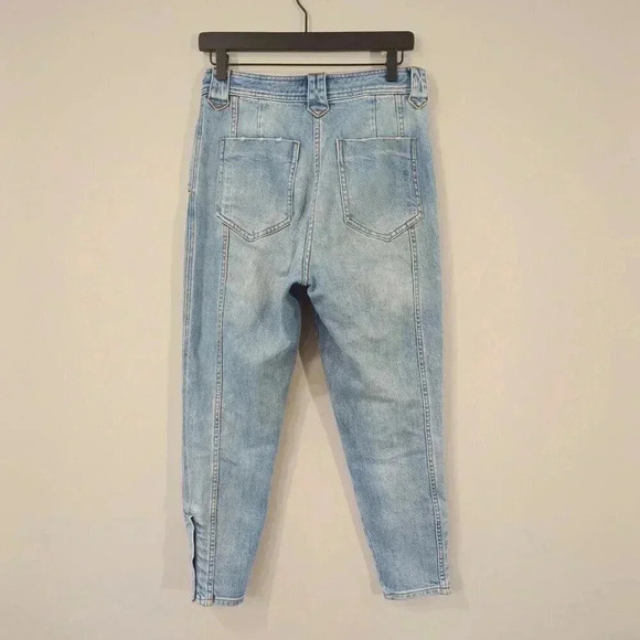 Something Navy Women's High-Waisted‎ Light Wash Denim Jeans Size 6 - Picture 5 of 7